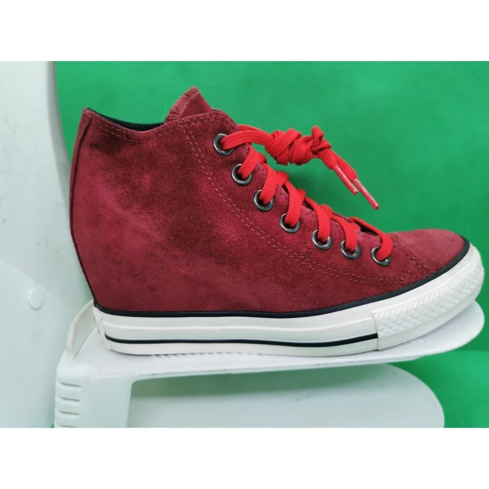 Converse Chuck Taylor Dahlia Lux Burgundy Suede Hidden Wedge Heel Sneaker Size 6